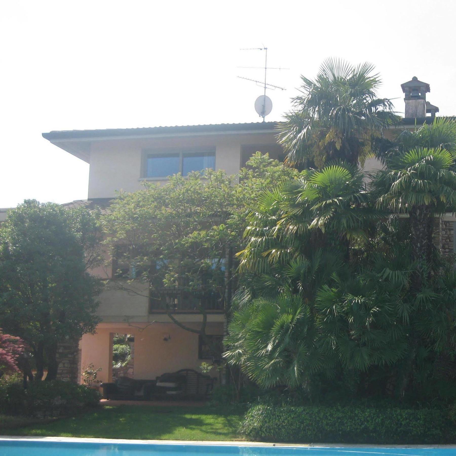 B&B Villa Adriano Desenzano del Garda Exterior foto